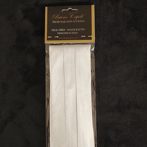 BRUNO CAPELO FASHION 3 PLEAT SATIN HAT BAND. SILVER. - Picture 2 of 2